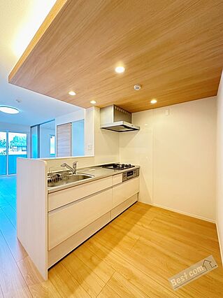 TIMBERBROOK_内装_3