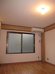 リンナン目白ガーデン 1階ワンルームのリビング/ダイニング