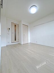 セントラル・ステージ 503 5階1Kのリビング/ダイニング