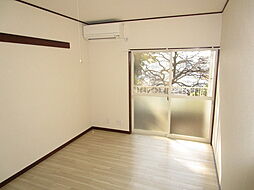 ファーストヒルズ 1階ワンルームのリビング/ダイニング