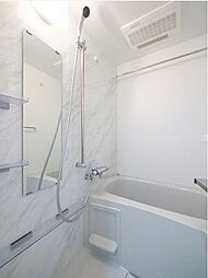 ★1階住戸の写真です。色が異なる場合があります★