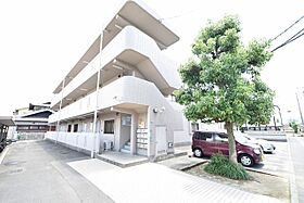 ヤマノリハイツ 301 ｜ 愛媛県松山市和泉南４丁目（賃貸マンション3LDK・3階・62.41㎡） その1