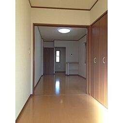 アムールKS 2階1LDKのリビング/ダイニング