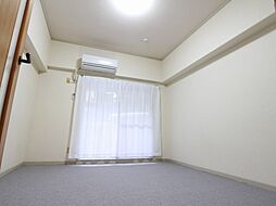 ダイレイキュービックVII 102 1階1Kのリビング/ダイニング