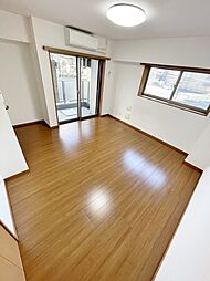 レジス立川高松町 8階1Kのリビング/ダイニング