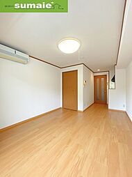 JR紀勢本線 黒江駅 徒歩1分の賃貸アパート 2階1Kのリビング/ダイニング