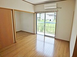 行幸ヴィラ 102 1階1DKのリビング/ダイニング