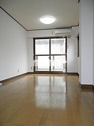 マキ高輪 1階ワンルームのリビング/ダイニング