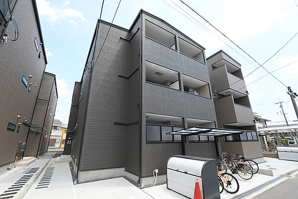 セレニティ池田B棟 ｜大阪府寝屋川市池田１丁目(賃貸アパート1DK・2階・31.19㎡)の写真 その1