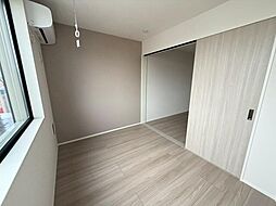 ＳＵＮＲＩＳＥ武里駅前 2階1LDKのリビング/ダイニング