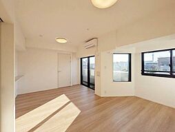 コンフォリア・リヴ平井ＭＵＴＩＯ 5階2LDKのリビング/ダイニング