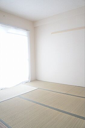 フローリッシュ_内装_3
