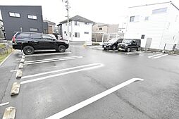 4 / 7