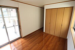 コスモハイツ 1階ワンルームのリビング/ダイニング