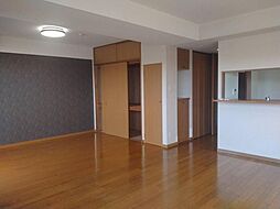 小田急多摩線 栗平駅 徒歩7分の賃貸マンション 6階2LDKのリビング/ダイニング