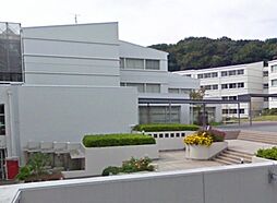 [周辺] 日本女子大学西生田図書館 2610m