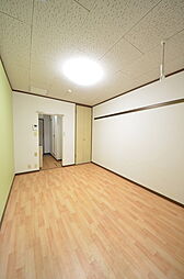 メゾンカルガ 102 1階1Kのリビング/ダイニング