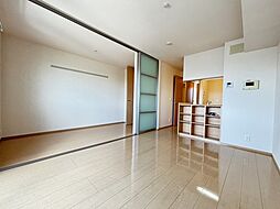 JR横浜線 矢部駅 徒歩9分の賃貸アパート 3階1LDKのリビング/ダイニング