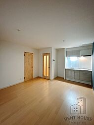 南海線 石津川駅 徒歩5分の賃貸アパート 3階1LDKのリビング/ダイニング