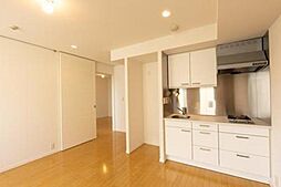 ル・シヤージュ神宮前 404 4階1LDKのリビング/ダイニング