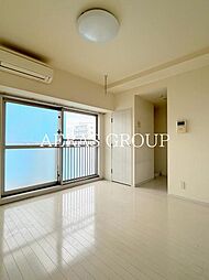 プレール・ドゥーク東京EASTV 2階1Kのリビング/ダイニング