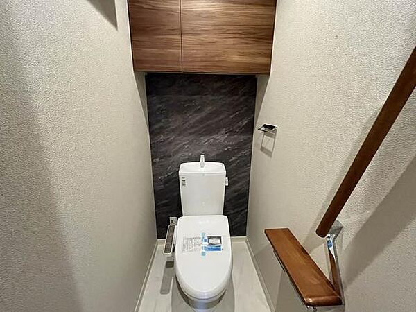 画像7:トイレを快適に使用できます！温水洗浄便座♪