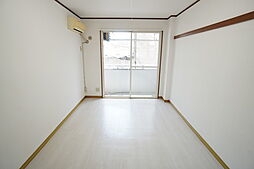 シャトーロマネ 104 1階1Kのリビング/ダイニング