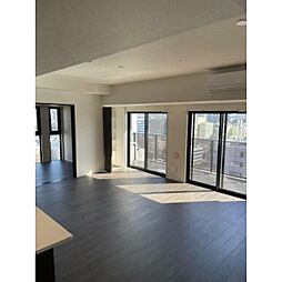 テアトル神南 15階2LDKのリビング/ダイニング