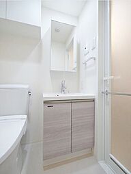 ★1階住戸の写真です。色が異なる場合があります★