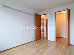 ベイクレスト 1階2LDKのリビング/ダイニング