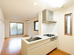 ＦＬＡＴ池田山 2階1LDKのリビング/ダイニング