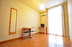 レオパレス常楽 1階1Kのリビング/ダイニング