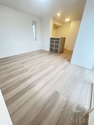 ClashistUMEKITA_内装_0