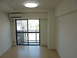 ウイン四ツ谷 3階ワンルームのリビング/ダイニング