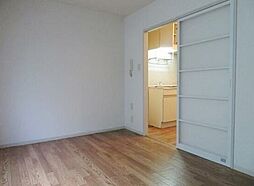 アイ・エステート下北沢 1階1Kのリビング/ダイニング