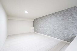 Ｓａｖｏｉｒｆａｉｒｅ 大島 1階ワンルームのリビング/ダイニング