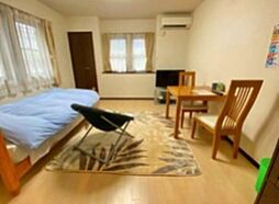 ラ・ペール 1階1Kのリビング/ダイニング