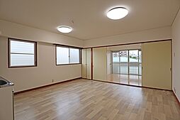 アイビーマンション若葉町 402 4階3LDKのリビング/ダイニング