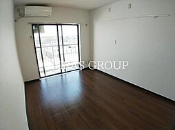 エヌユー・テラス鵜の木 4階ワンルームのリビング/ダイニング