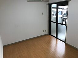 LCレジデンス川崎多摩 101. 1階1Kのリビング/ダイニング