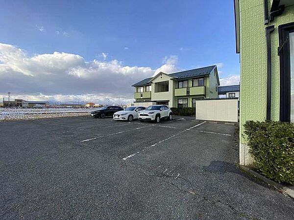 apartment 岩手県奥州市水沢佐倉河字鐙田96-1
水沢佐倉河の賃貸情報を見る
物件地図