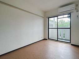 スカイコートよみうりランド 3階ワンルームのリビング/ダイニング