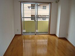 ビジュー府中 4階ワンルームのリビング/ダイニング