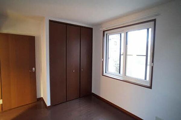 apartment 岩手県滝沢市室小路565-1
室小路の賃貸情報を見る
物件地図