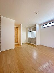 Fstyle上田3号館 3階1LDKのリビング/ダイニング