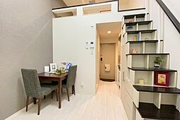 メゾン・ド・シャルール 1階ワンルームのリビング/ダイニング