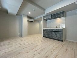 ルミーク北千住 1階1LDKのリビング/ダイニング