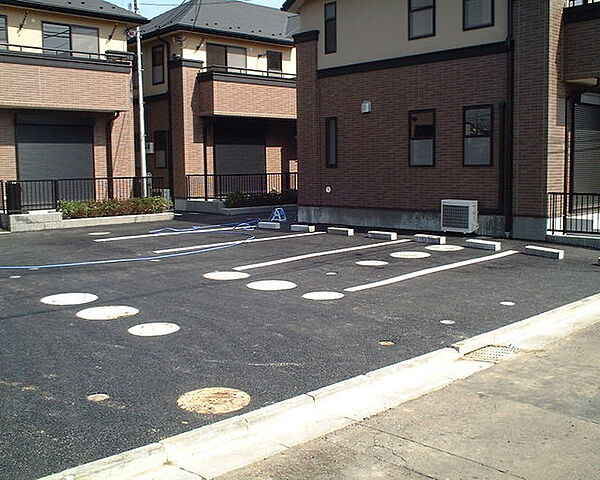 detached 東京都日野市豊田２丁目17-2

地図を見る