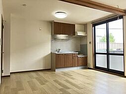 エマーブル　A 103 1階1LDKのリビング/ダイニング