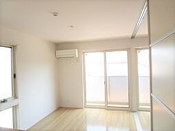 ヒルサイド・コゼット（ヒルサイド） 1階1LDKのリビング/ダイニング